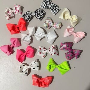 Assortment of Colorful Bow Hairclips.